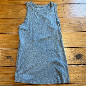 (421) OLD NAVY TANK